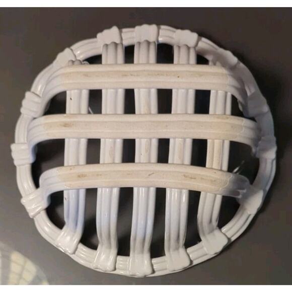 Vintage Ceramic Stoneware Bread Warmer Basket White 10.5"×4" - Picture 3 of 3